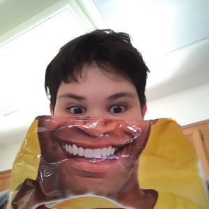 Meet your Posher, Adrian